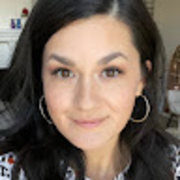 Meet your Posher, Zaira - Picture 1 of 1
